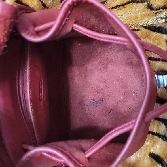 Vintage Leather Coach Red Daypack Backpack 9960 - Picture 11 of 15